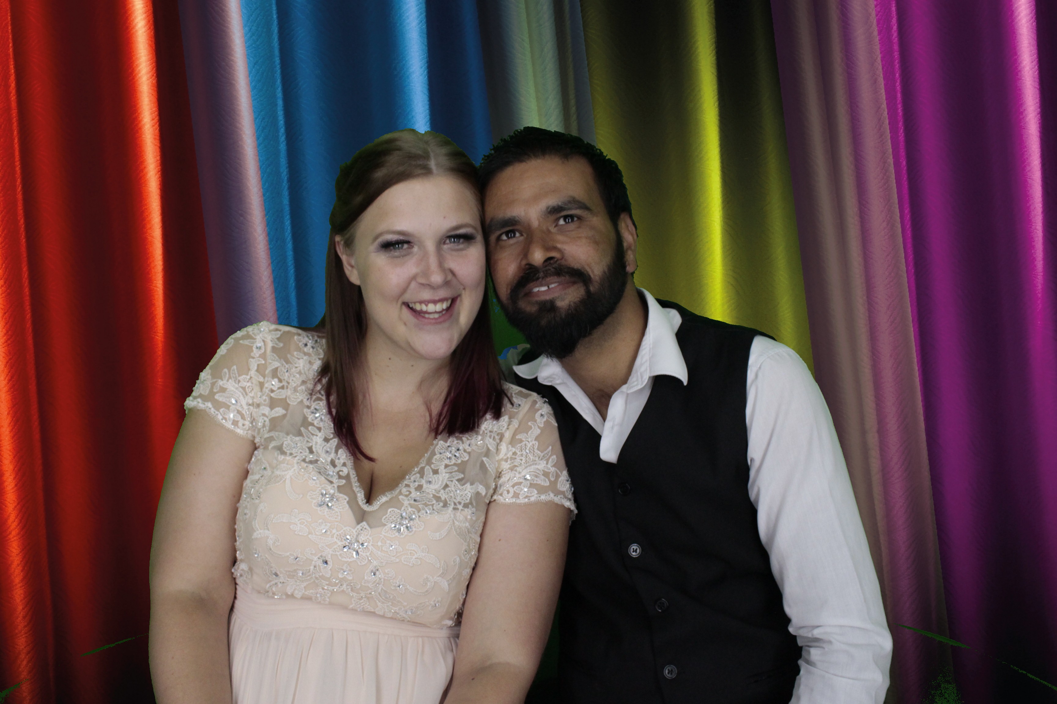 Bhavin & Yasmin’s Wedding | View more photos from the event at gallery.myphotoboothexperience.co.uk/u/MyPhotoBoothExperienceLtd/Bhavin-Yasmin’s-Wedding